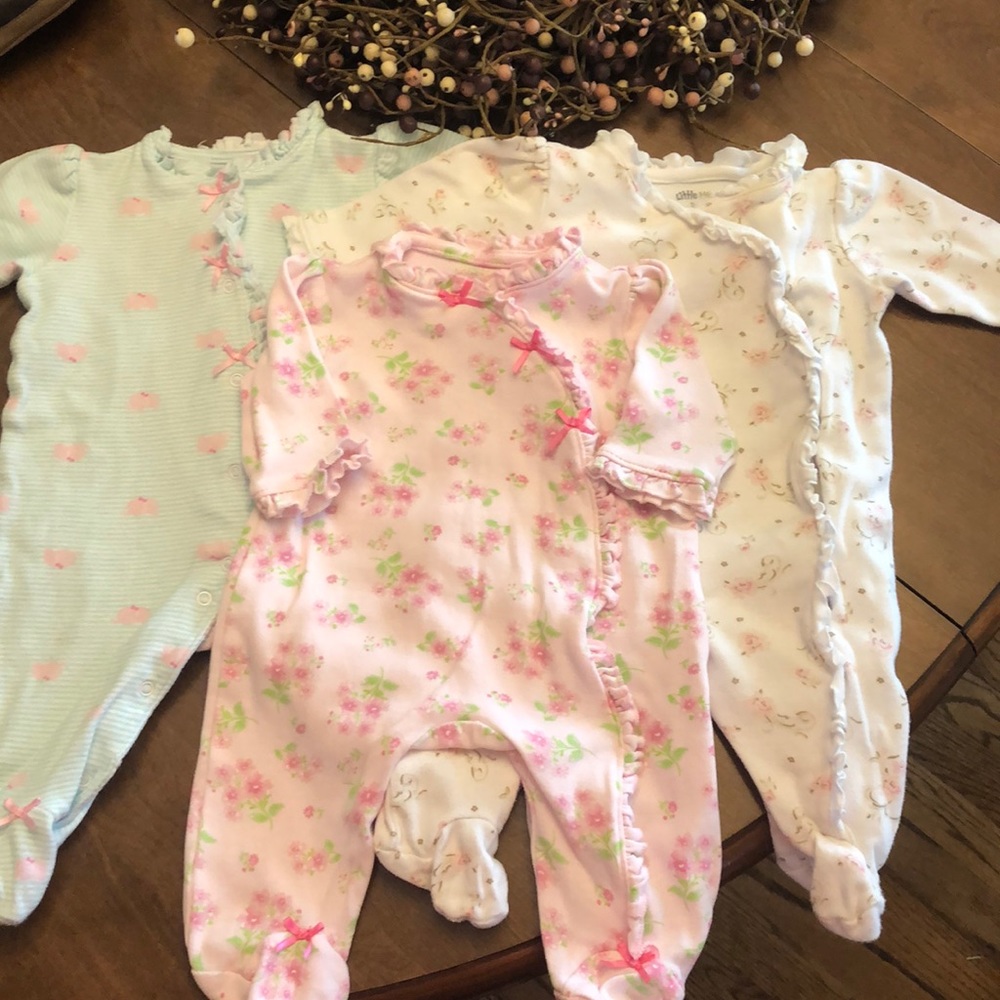 🌸Beautiful Baby Girl Sleeper BUNDLE - 3 MONTHS!!!